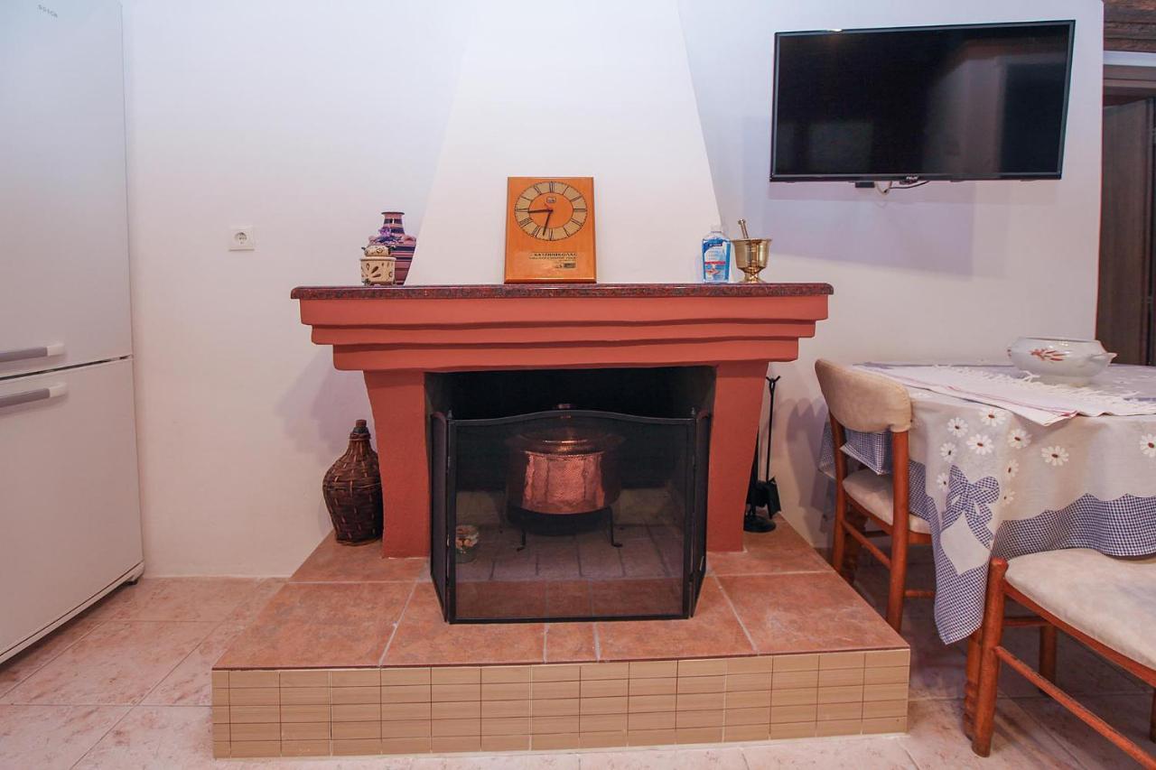 Traditional Guesthouse Asimakis Anifion المظهر الخارجي الصورة
